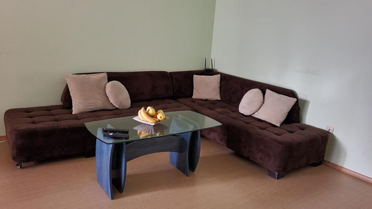 شقة Minimalistic 1Br Flat With A Parking Spot فارنا المظهر الخارجي الصورة